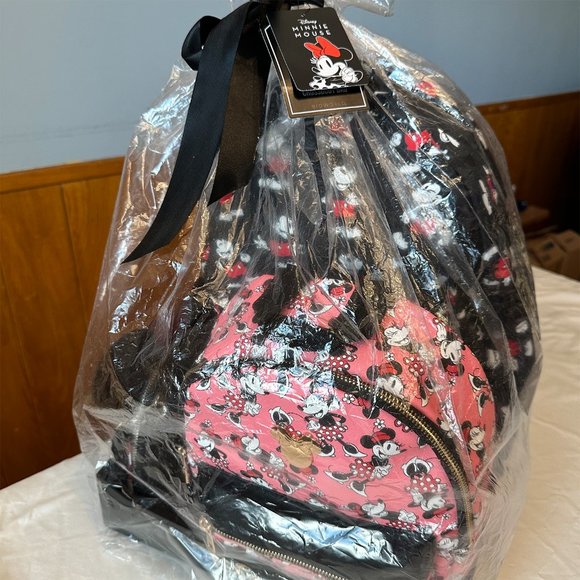 DISNEY 3 piece gift set mini backpack mickey mouse, Bioworld - Picture 2 of 3